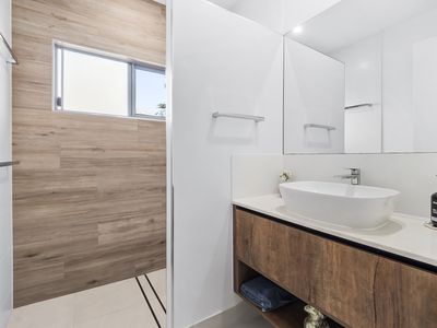 2 / 9 Jabiru Court, Smithfield