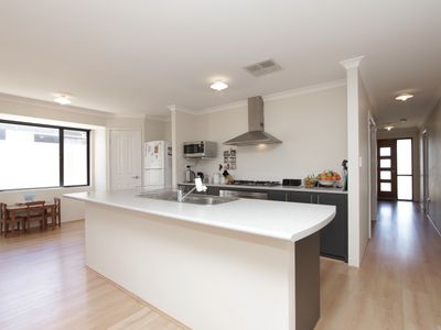 11 Arniston Way, Darch