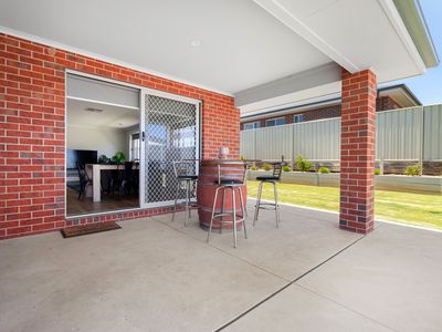 22 Drover Place, Thurgoona