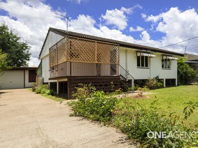 8 Sanderling St, Inala