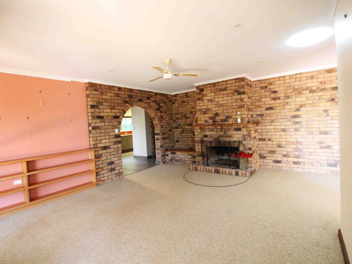 3 WADLEY CLOSE, Atherton