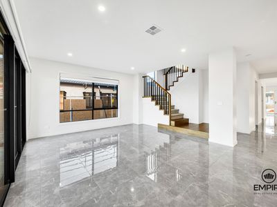 141 Yeungroon Boulevard, Clyde North