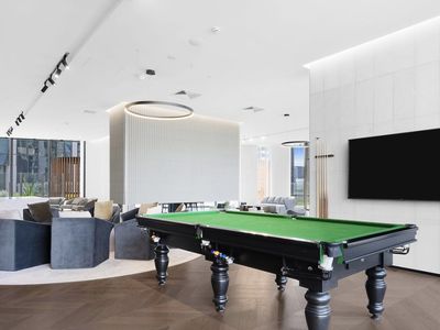 304 / 11 Bale Circuit, Southbank