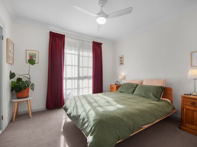2 / 44 Cooper Street, Essendon