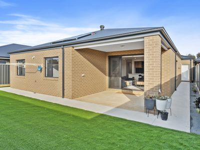 92 Peter Thompson Circuit, Yarrawonga