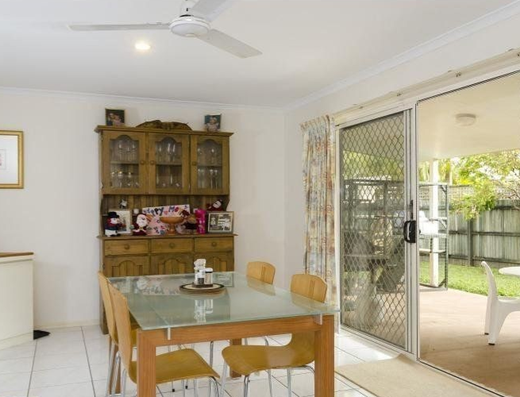 Family home in central location image 5