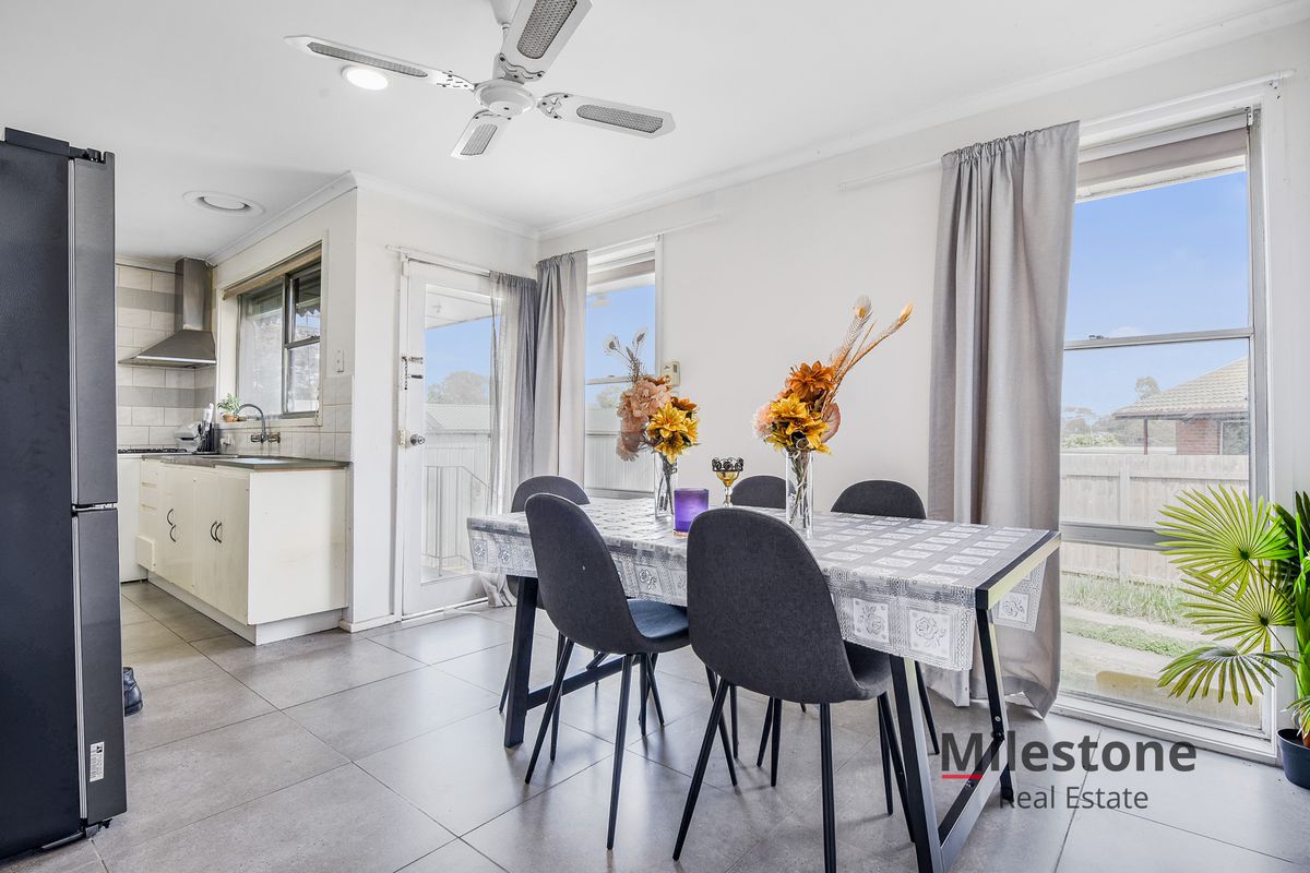 120 Pound Road, Hampton Park