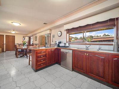 4 Adolphus Close, Hinchinbrook