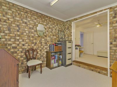 94 Passerine Drive, Rochedale South