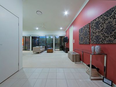 4 Hepburn Close, Wakerley