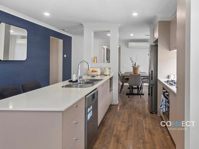 25 Macpherson Circuit, Cranbourne East