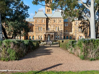 201 / 5 Harriet Lucy Drive, Glenside