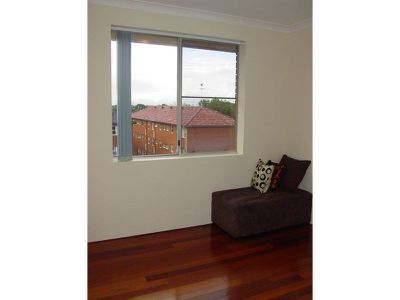 18 / 42 President Avenue, Kogarah