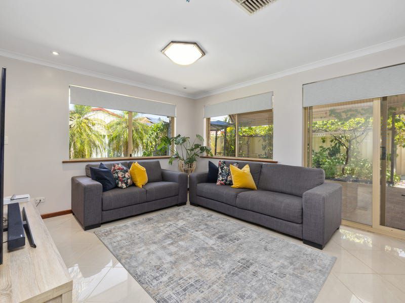 43 Hickory Drive, Thornlie