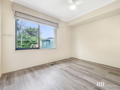 40 Murchison Crescent, Clayton South