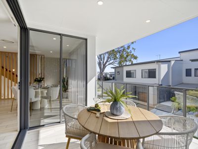 27 / 42 Sorrento St, Wynnum West