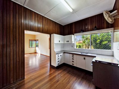 21 Holm Street, Atherton