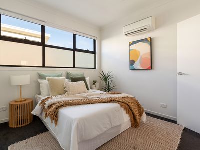 5 / 8 Austin Crescent, Pascoe Vale