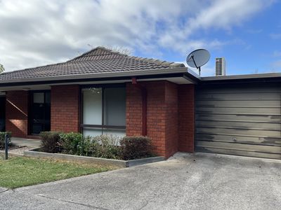 2 / 13 Matilda Court, Belmont