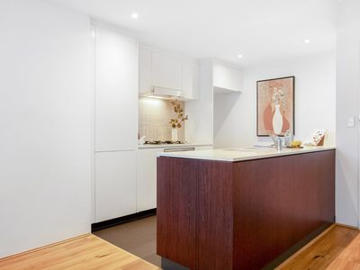 72 / 2 Levy Walk, Zetland