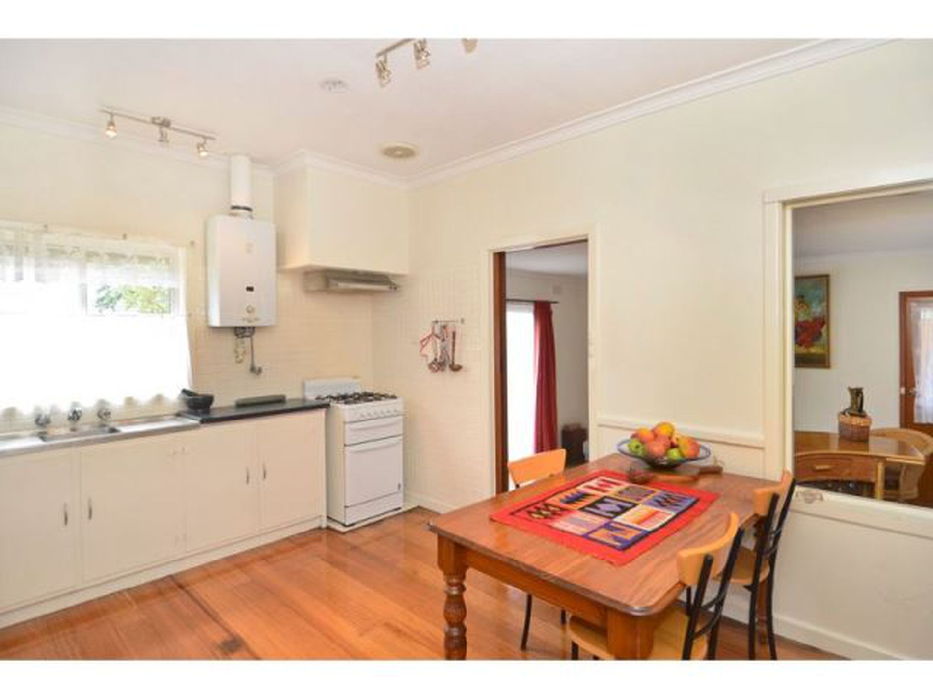 1 / 10 Birdsey Street, Thomson
