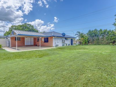 1 Chestnut Drive, Murrumba Downs