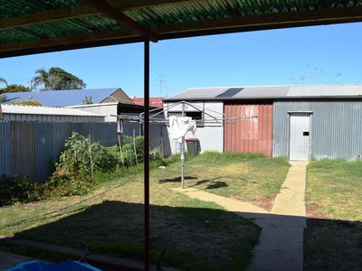 8 Scoresby Street, Kerang
