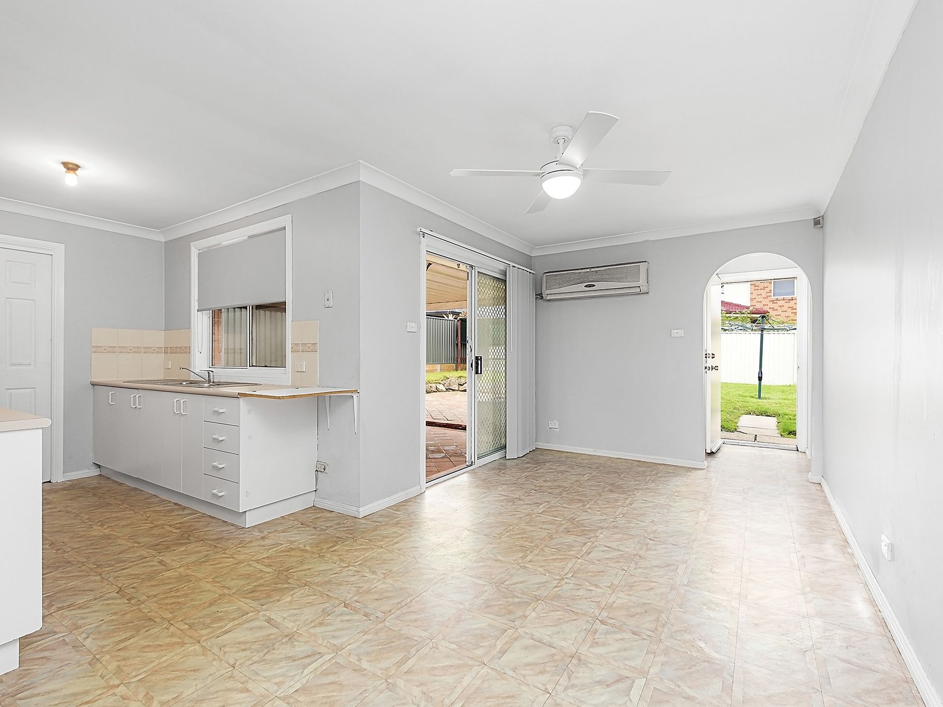 36 Burnham Avenue, Glenwood