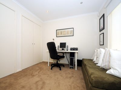 1 / 58 Kanooka Grove, Clayton