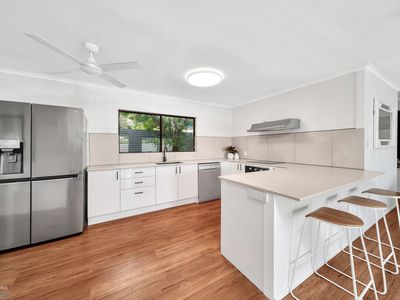 14 Stirling Street, Whitfield