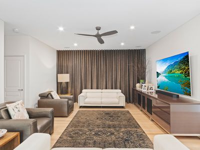 1 Stirling Drive, Castle Hill