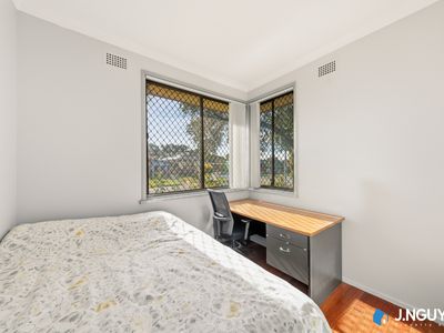 14 Kambala Crescent, Fairfield West