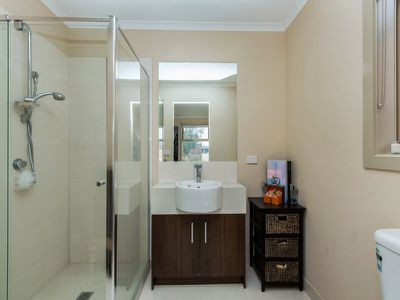 21 Lockheed Parade, Point Cook