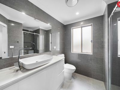 9A Rainham Circuit, West Hoxton