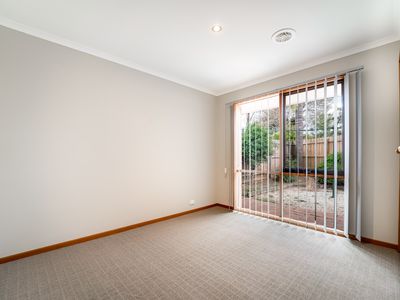 5 Kent Court, Werribee