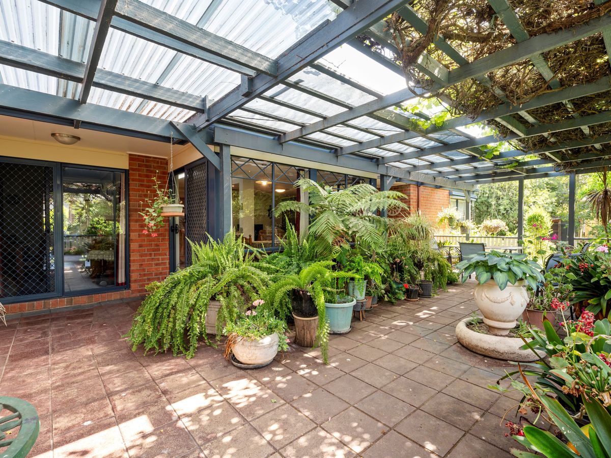 16 Moran Street, Benalla