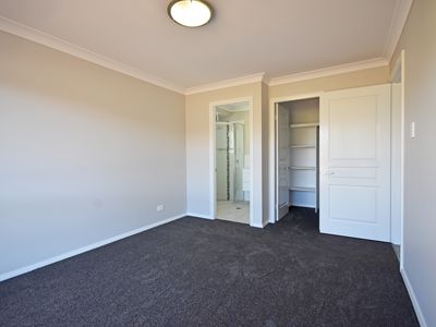 12 Mortlock Avenue, Dubbo