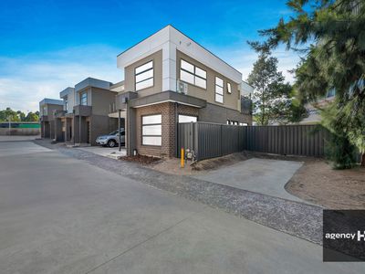 35 / 8 The Crossing, Caroline Springs