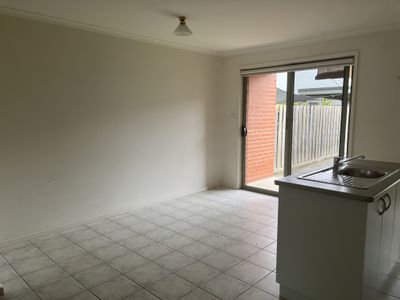 2 / 4-10 Benson Street, Geelong