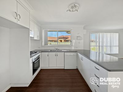 3B Jonquil Court, Dubbo