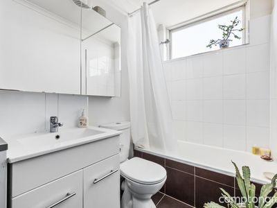 12 / 13 Alberta Street, West Footscray