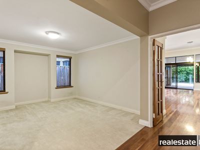 10 St Oswalds Rise, Churchlands