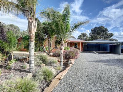 39 Tooma Drive, Riverglades