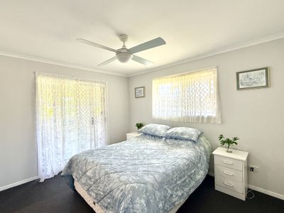 2 Merrilyn Court, Urangan