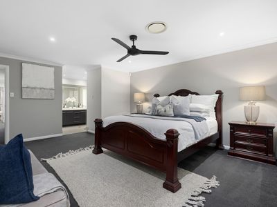 1 Feathertail Place, Gumdale