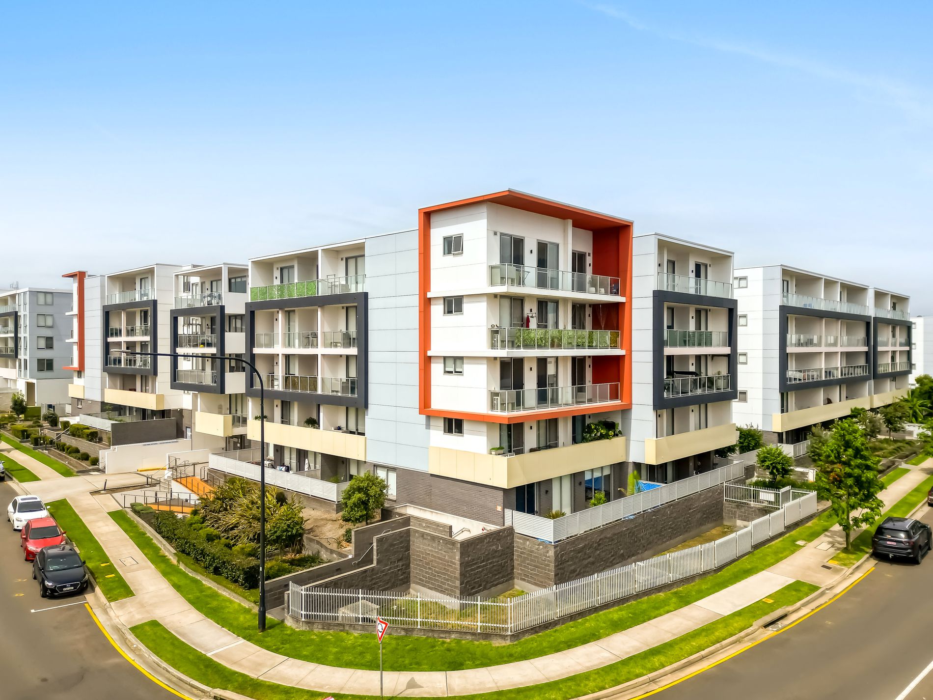 8 / 5 Manchester Drive, Schofields