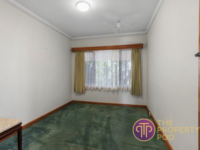 50 Howes Crescent, Dianella