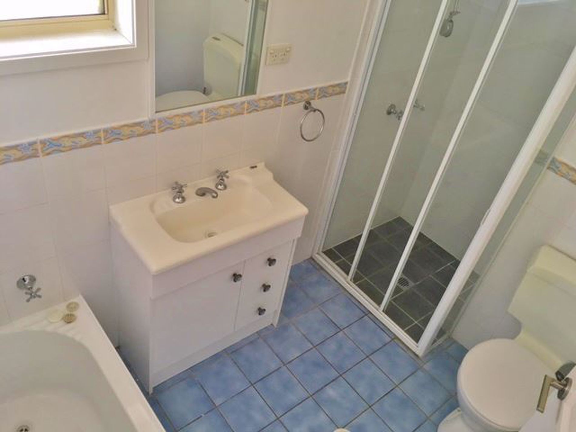 25 Bushland Avenue, Mollymook