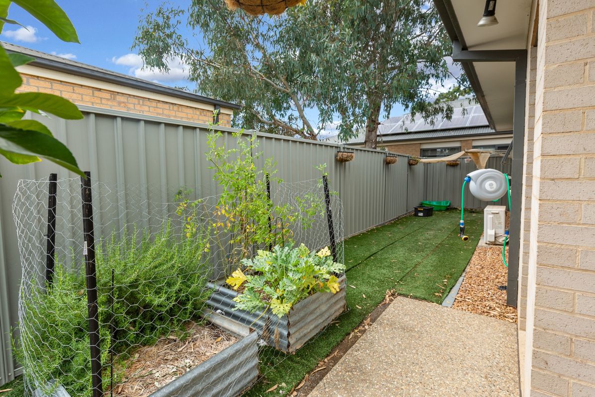 87 Cambridge Drive, Mansfield