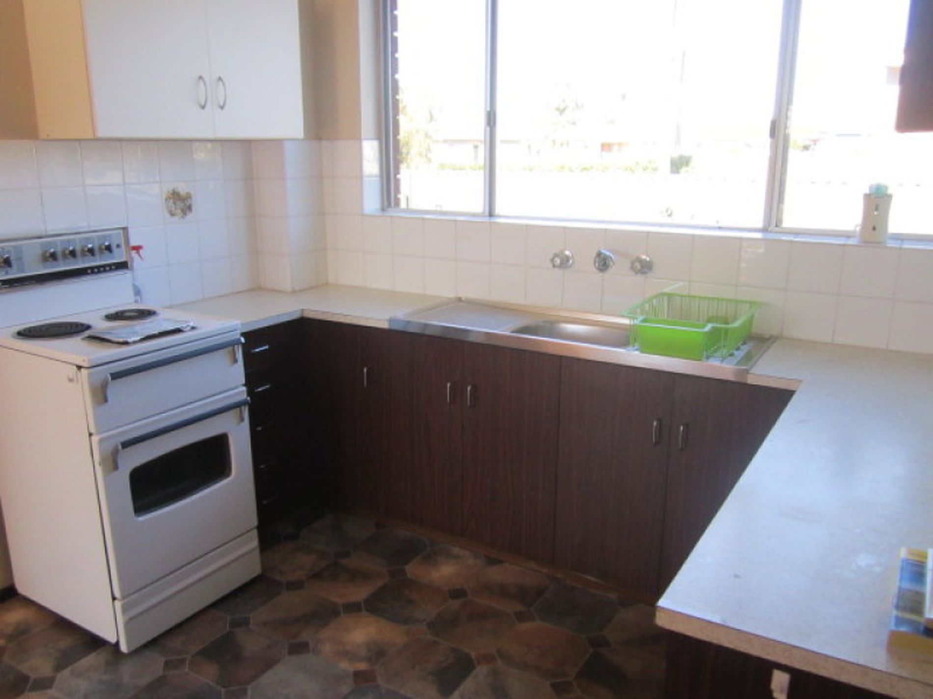 1 / 26 Shellharbour Road, Lake Illawarra